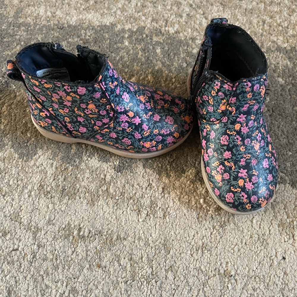 OshKosh B'gosh Floral Toddler Boots